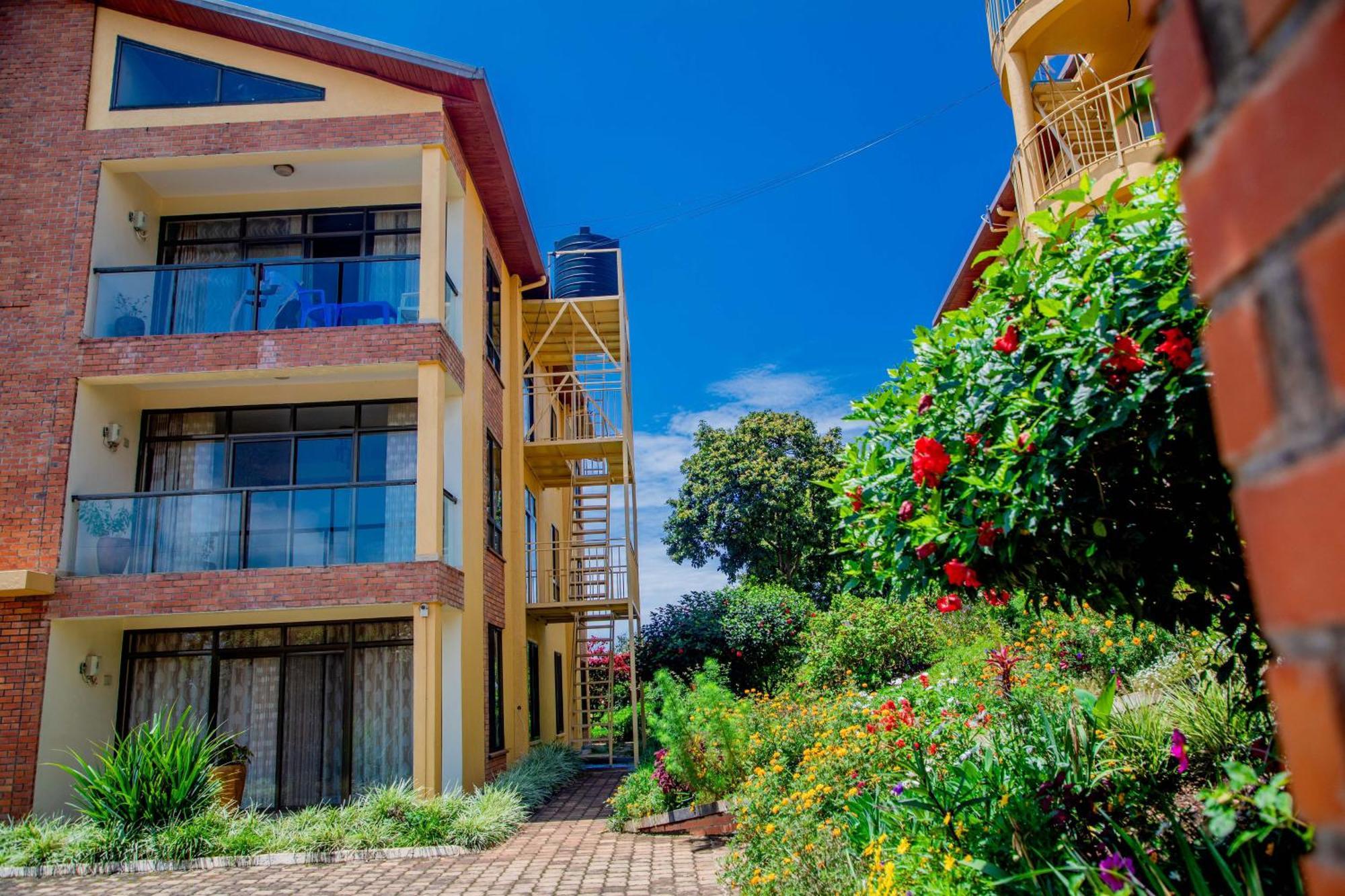 Kigali Village Suites エクステリア 写真