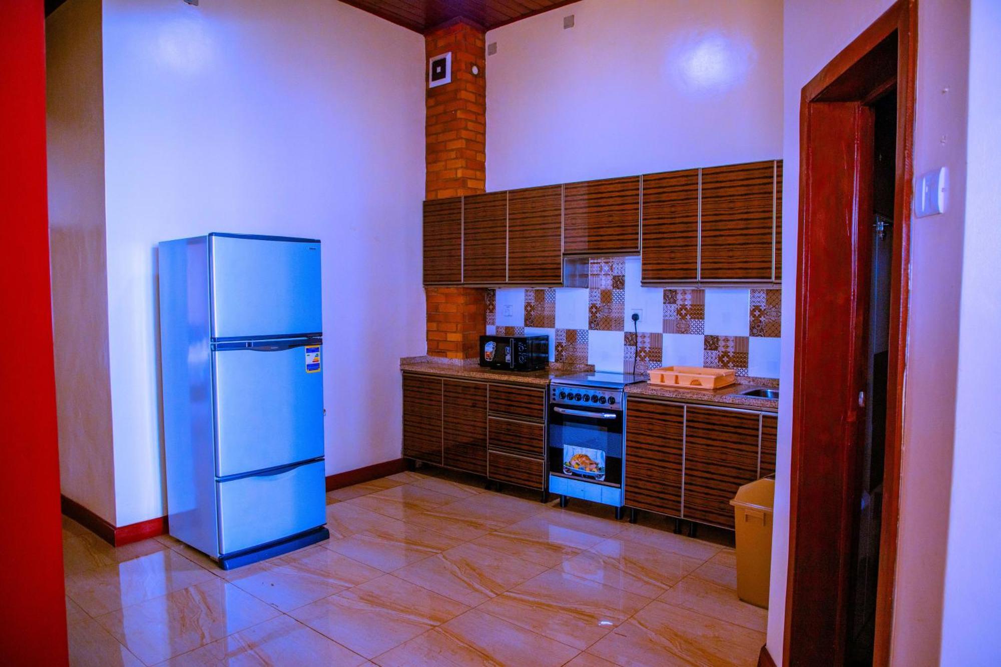 Kigali Village Suites エクステリア 写真
