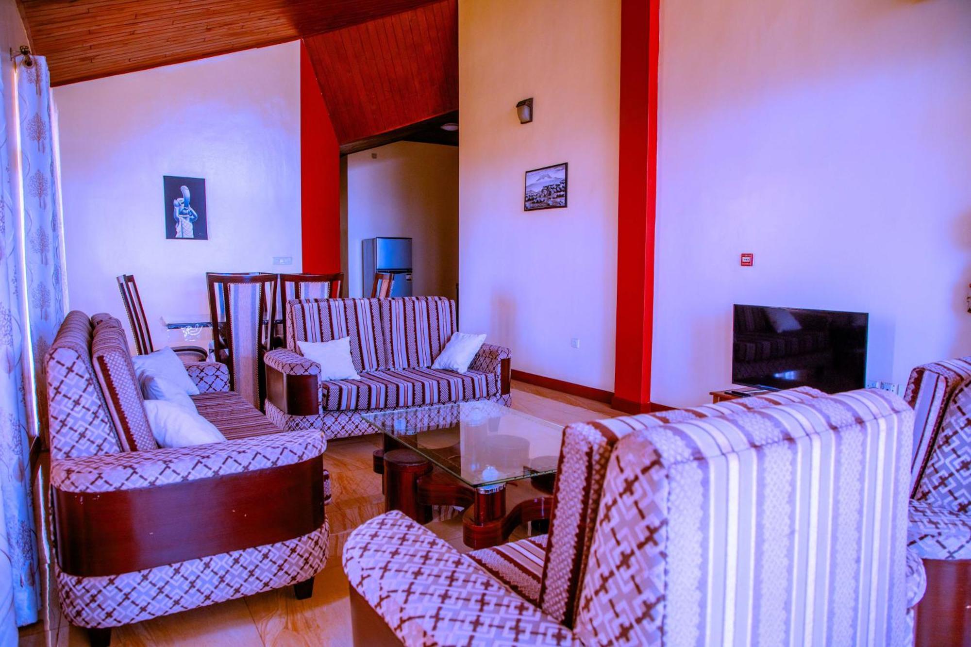 Kigali Village Suites エクステリア 写真